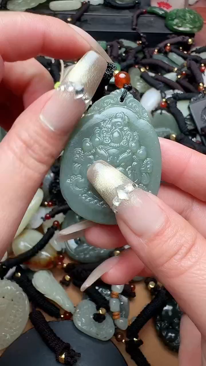 【闪购商品】和田玉颈饰未镶嵌1