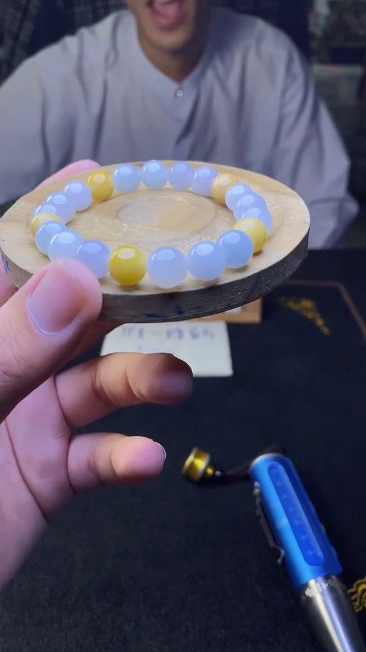 定制翡翠未镶嵌天然缅甸A货翡翠，多样性发货，拍一发一