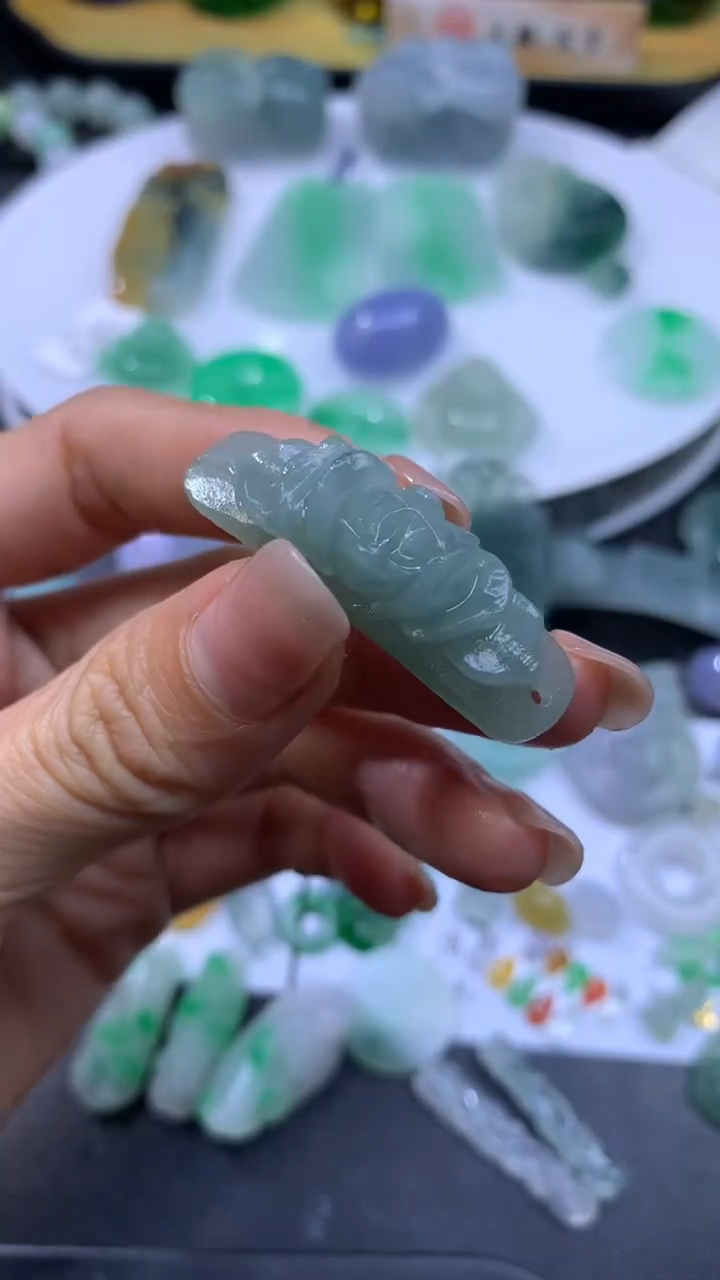 【闪购商品】定制翡翠未镶嵌翡翠