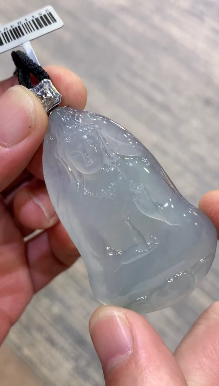 颈饰未镶嵌翡翠天然A货翡翠