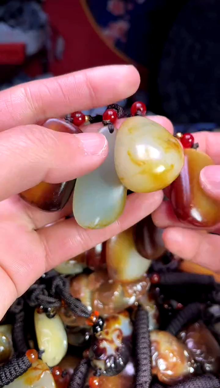 【闪购商品】和田玉颈饰未镶嵌1