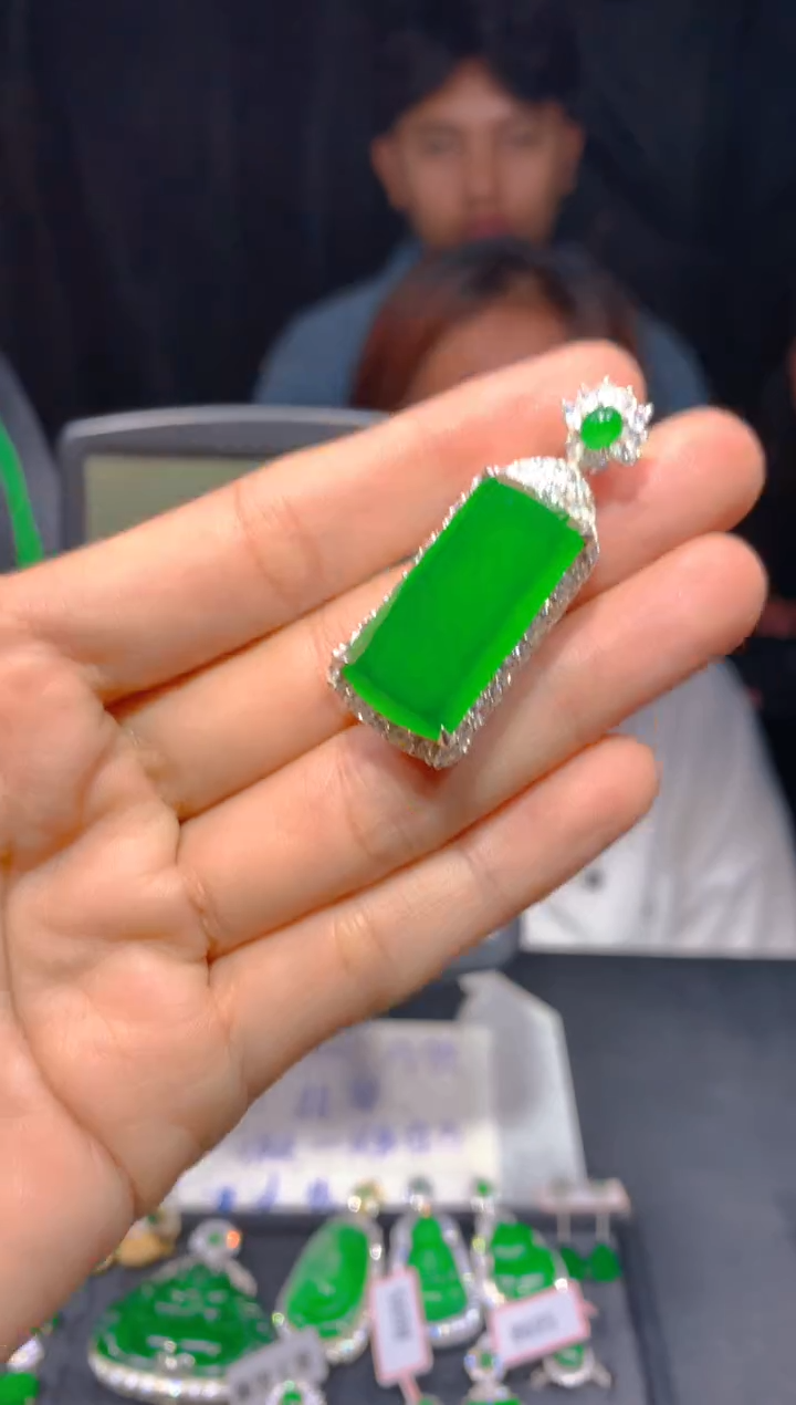 【闪购商品】定制翡翠未镶嵌177多样性发货（发其一）