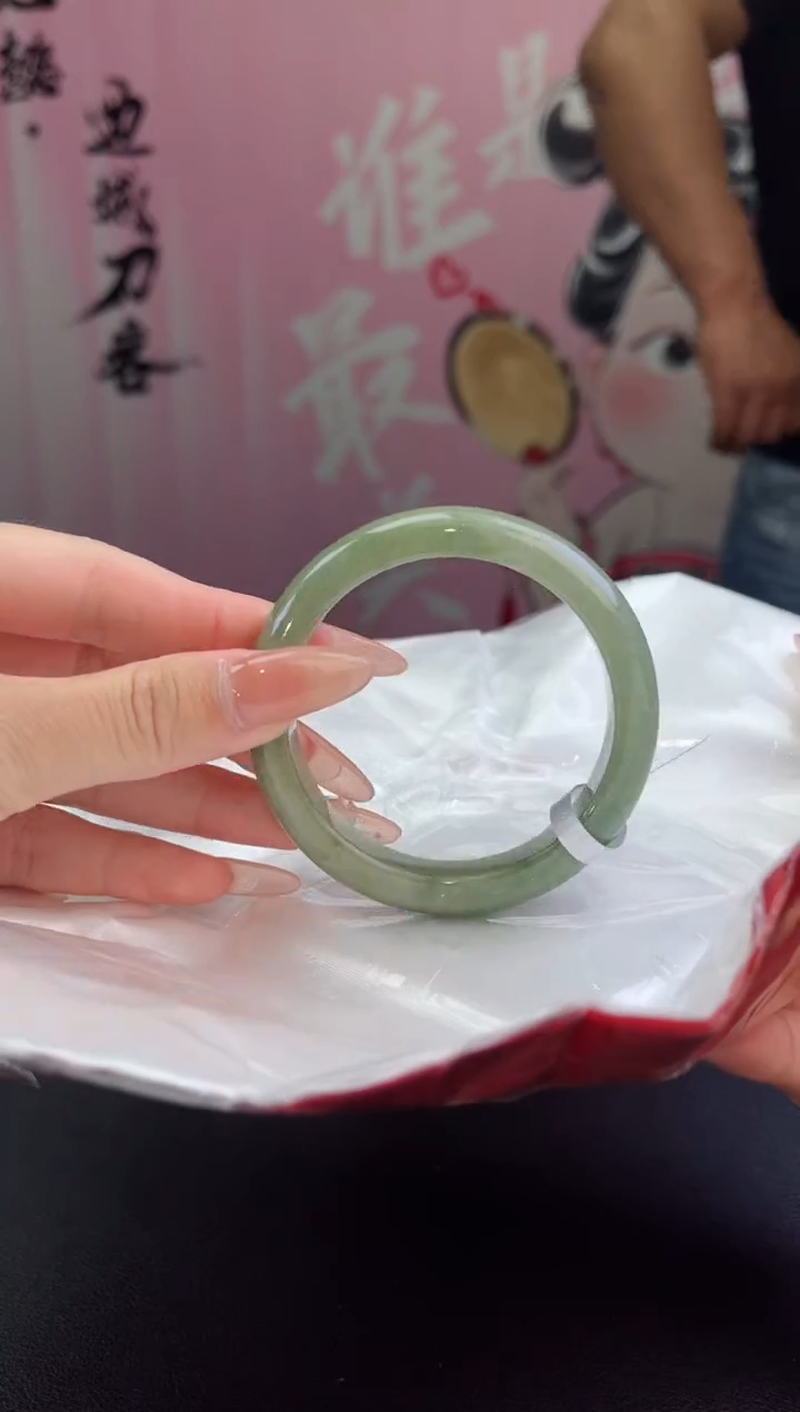 【闪购商品】翡翠手镯未镶嵌翡翠手镯（微瑕）2