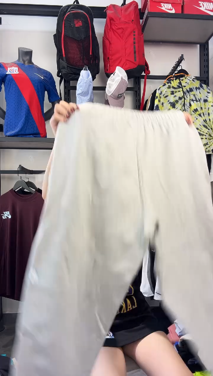 325编码 耐克卫衣服饰过款为准 尺码L