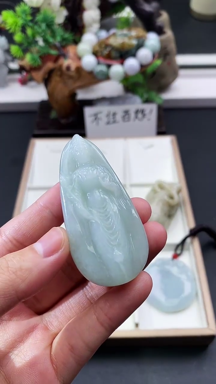 颈饰未镶嵌翡翠天然缅甸A货翡翠