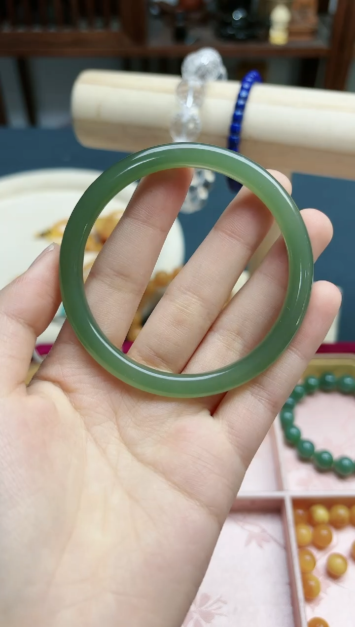 【闪购商品】和田玉手镯未镶嵌和田玉58#手镯XE00944