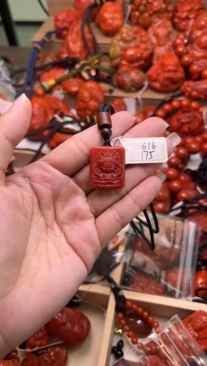 【闪购商品】南红玛瑙珠宝奇石未镶嵌616