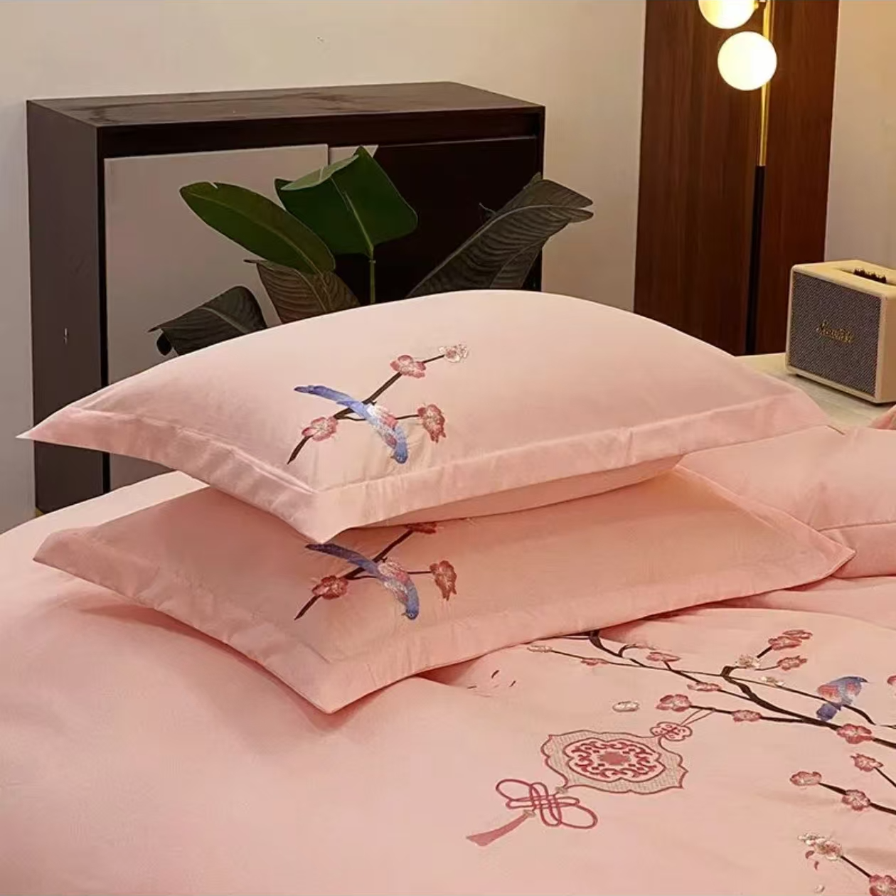 枕套纯色绣花一对装四季云彩棉枕头套刺绣家用48*74cm枕芯皮通用