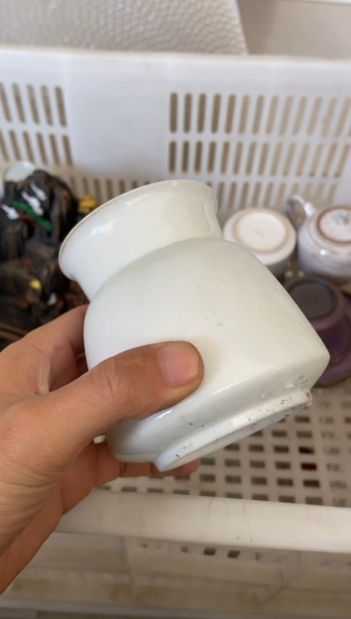 杯无运费险有瑕疵的摄影的产品有使用过的痕迹有点脏介意勿拍