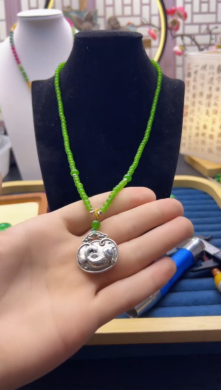 【闪购商品】和田玉耳饰银S925镶嵌X774