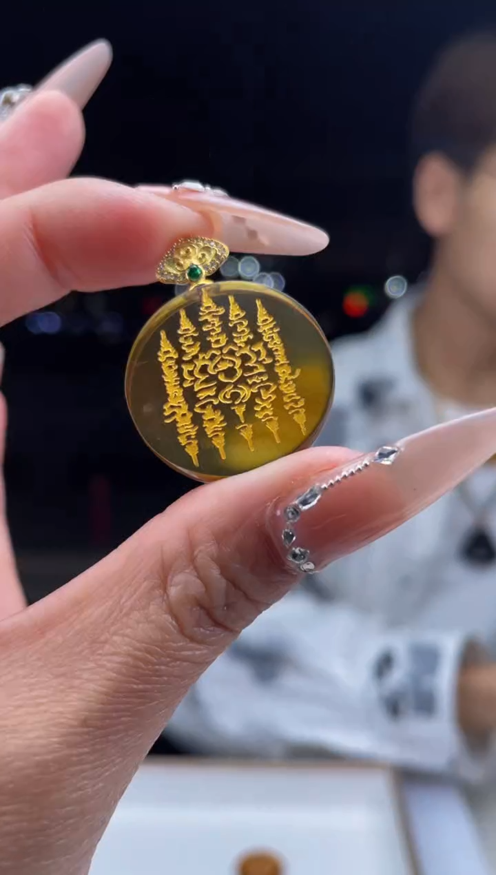 【闪购商品】定制琥珀银S925镶嵌天然琥珀拍一发一