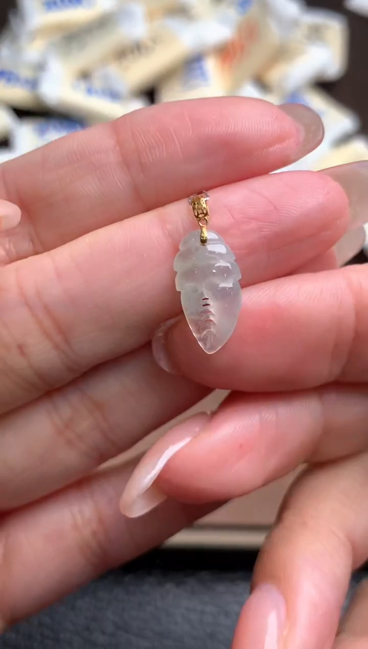 18K金镶嵌挂件翡翠一