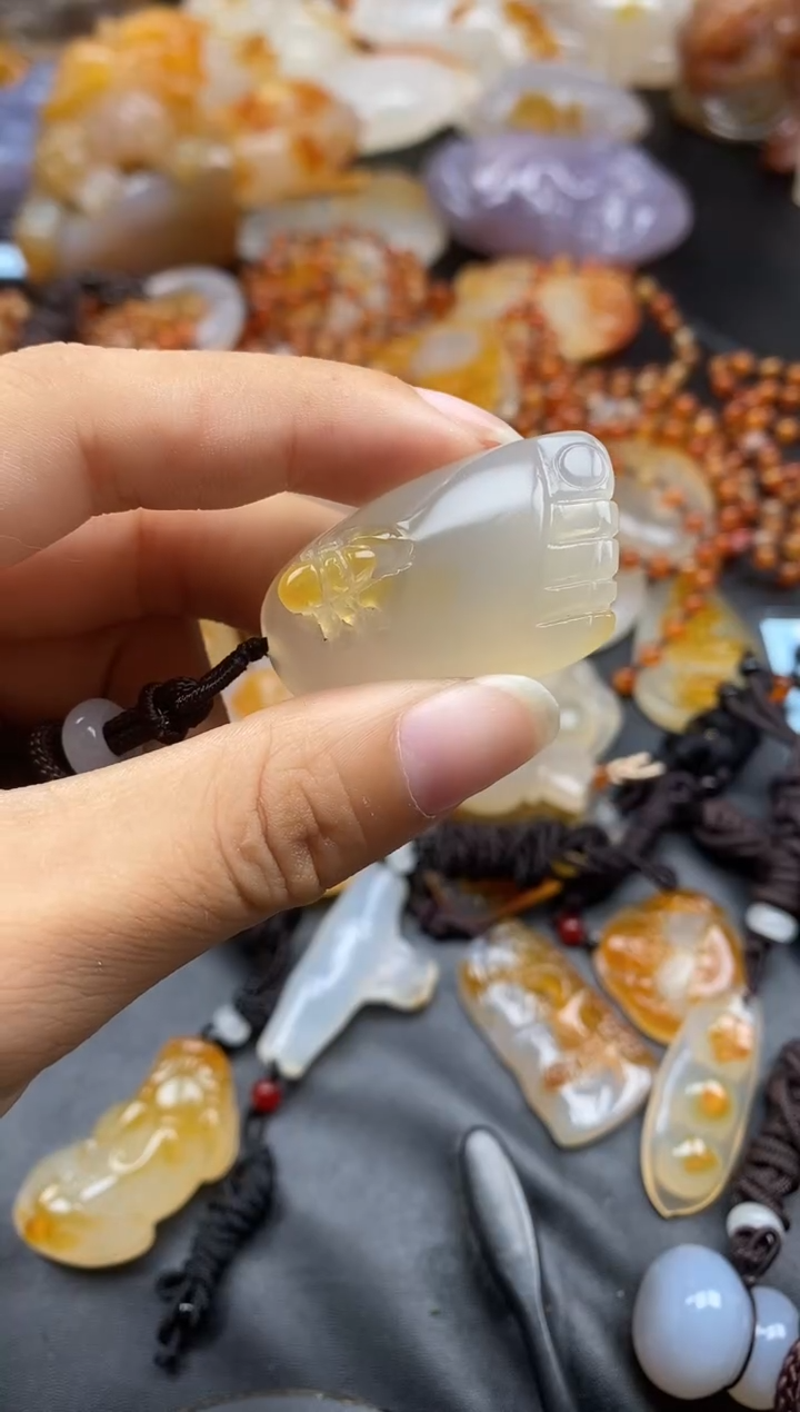 未镶嵌1玛瑙/玉髓牵*ll