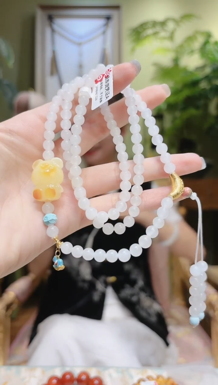 【闪购商品】和田玉项链18K金镶嵌金三通蜜蜡熊和田玉项链