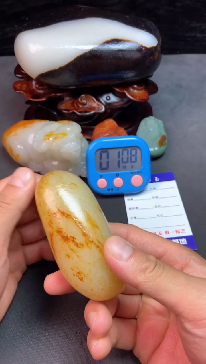 未镶嵌和田玉把件北****…和田玉