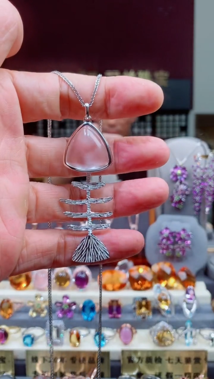 银S925镶嵌吊坠(赠链)水晶水晶吊坠