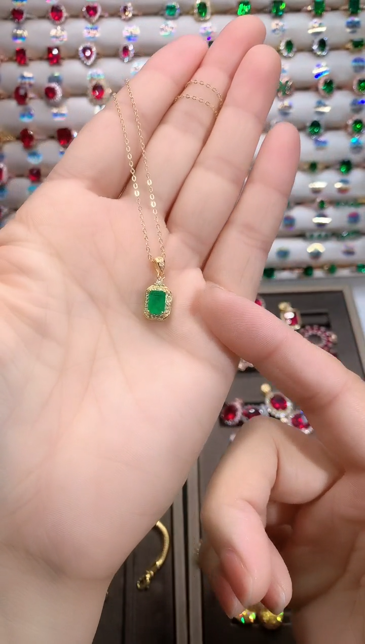 【闪购商品】祖母绿吊坠(赠链)银S925镶嵌金色