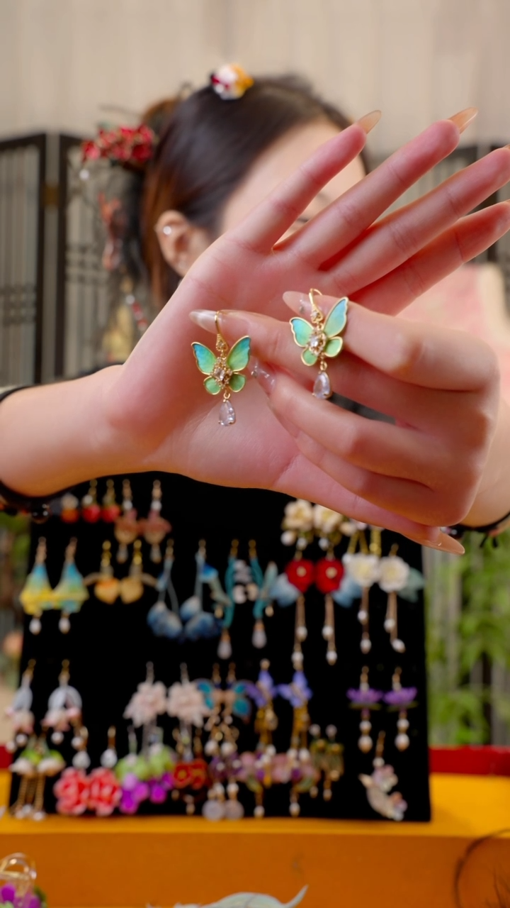 织绣乖**啦非遗苏绣绒花手工饰品