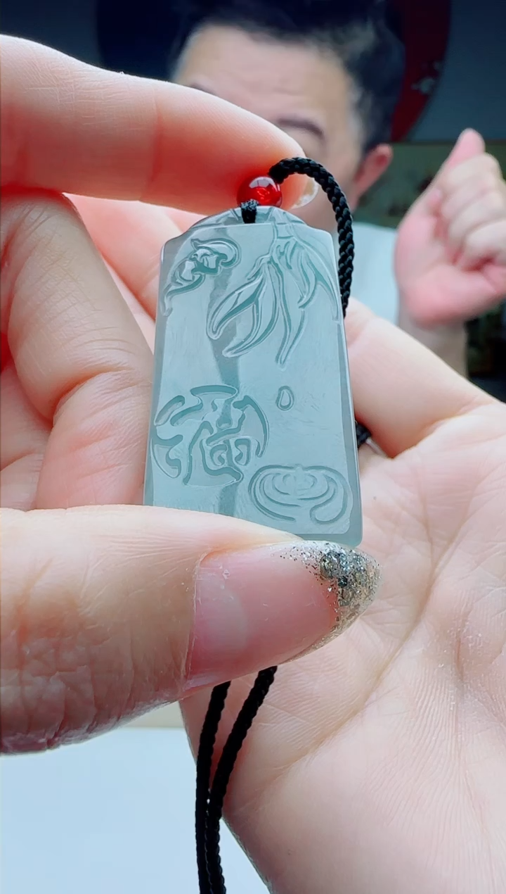 颈饰未镶嵌翡翠多样性发其一