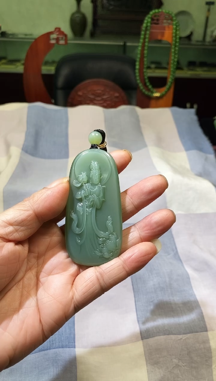 吊坠(不含链)未镶嵌和田玉笛*和田玉观音挂件