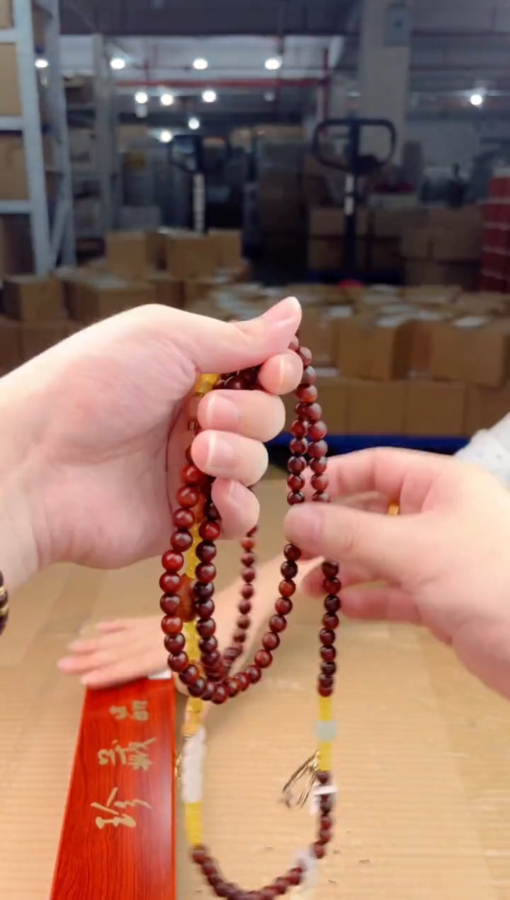 禧一文玩木作类材质手串无礼盒