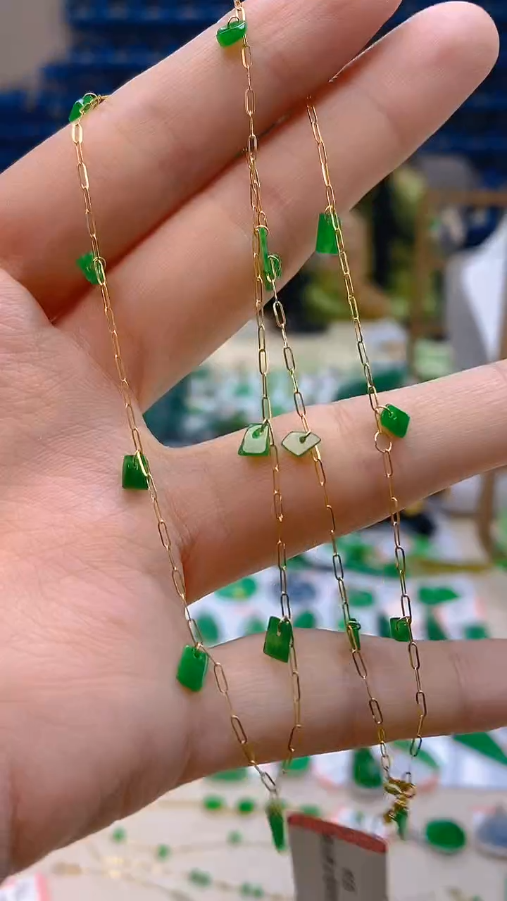 颈饰18K金镶嵌翡翠新号开播 全场乱卖