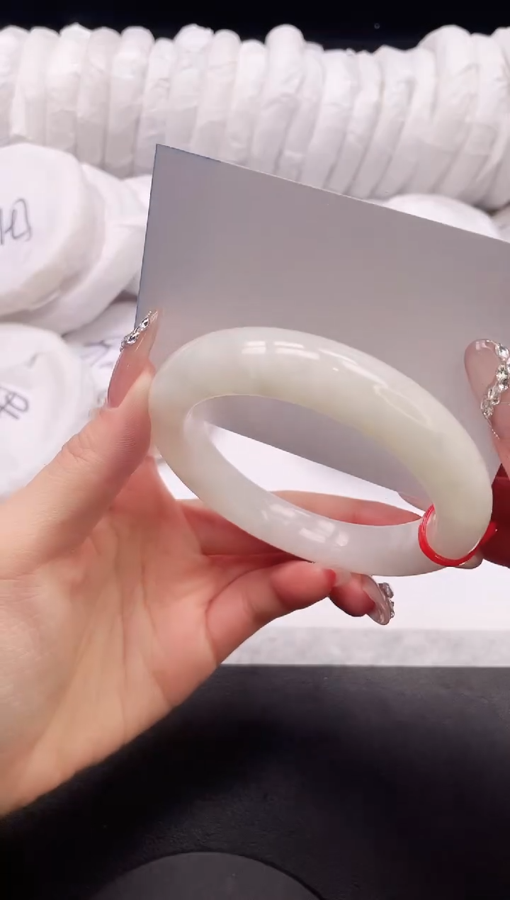 【闪购商品】和田玉手镯未镶嵌7K391-59