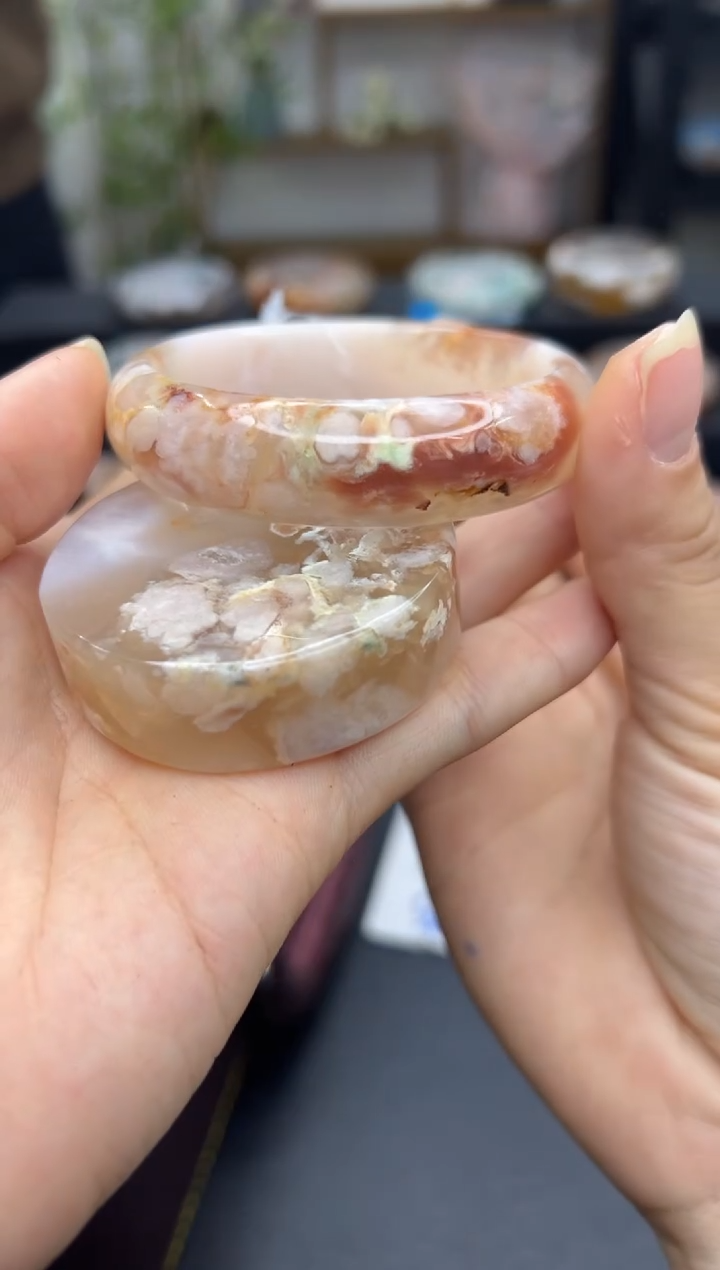 【闪购商品】石英质玉手镯未镶嵌A107(54圈赠送镯心)