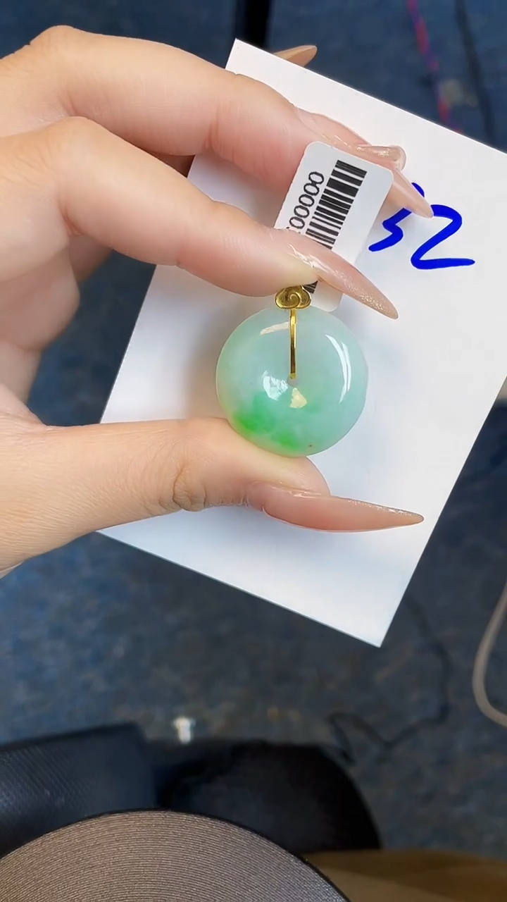 【闪购商品】翡翠颈饰18K金镶嵌00000000