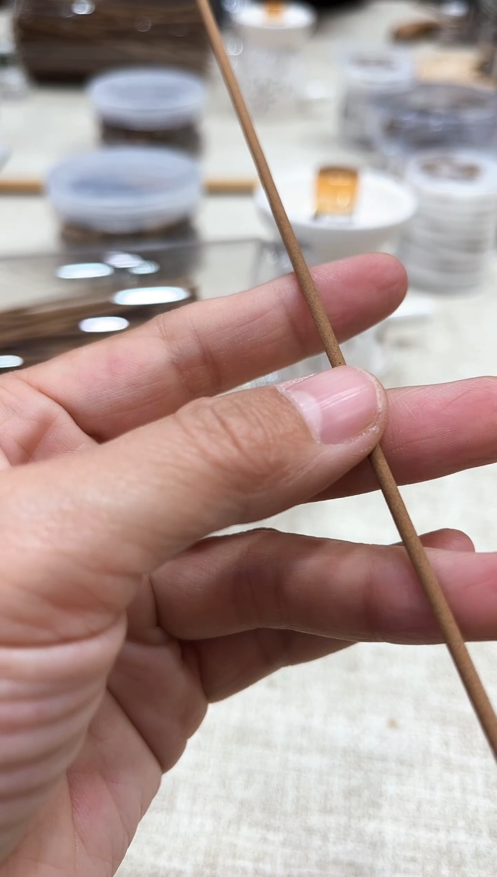 【闪购商品】沉香沉香木制品芽庄白棋楠手工香一根