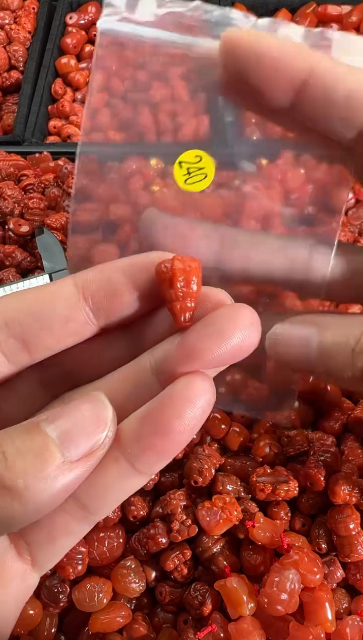 【闪购商品】南红玛瑙颈饰未镶嵌11