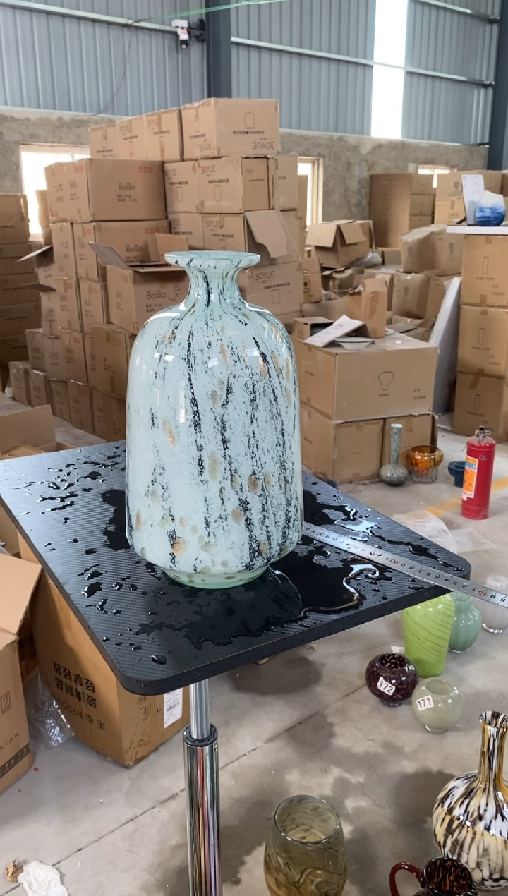 008人工吹制会有人工痕迹