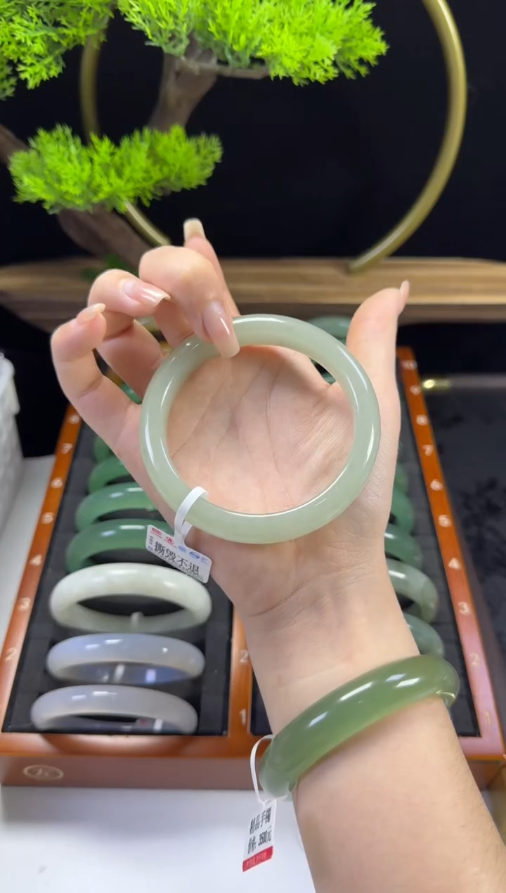未镶嵌手镯东陵石62mm