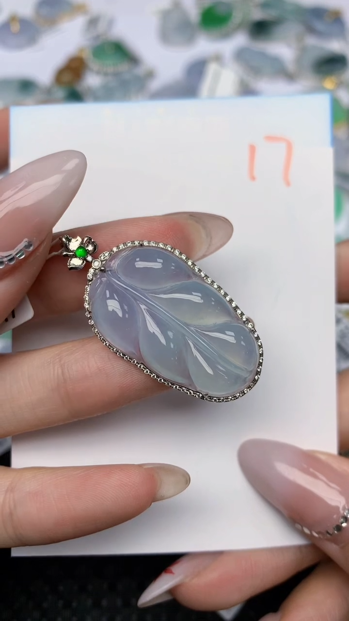 【闪购商品】翡翠颈饰18K金镶嵌天然翡翠a货