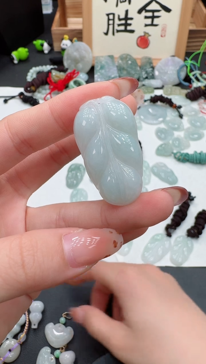 吊坠(不含链)未镶嵌翡翠眼****蓝叶子多样性发其一