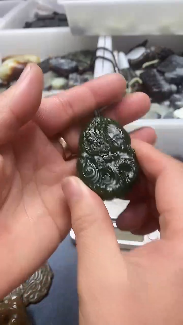 吊坠(不含链)未镶嵌和田玉1