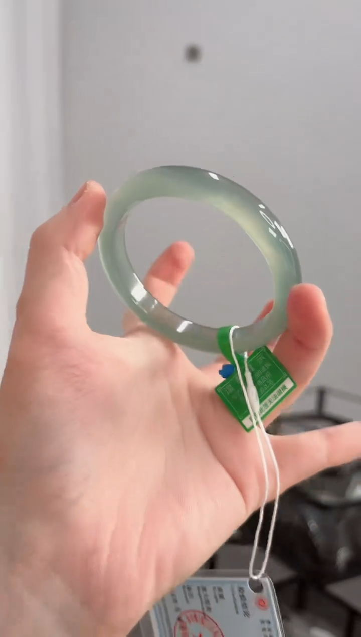 【闪购商品】玛瑙/玉髓手镯未镶嵌60-61圈