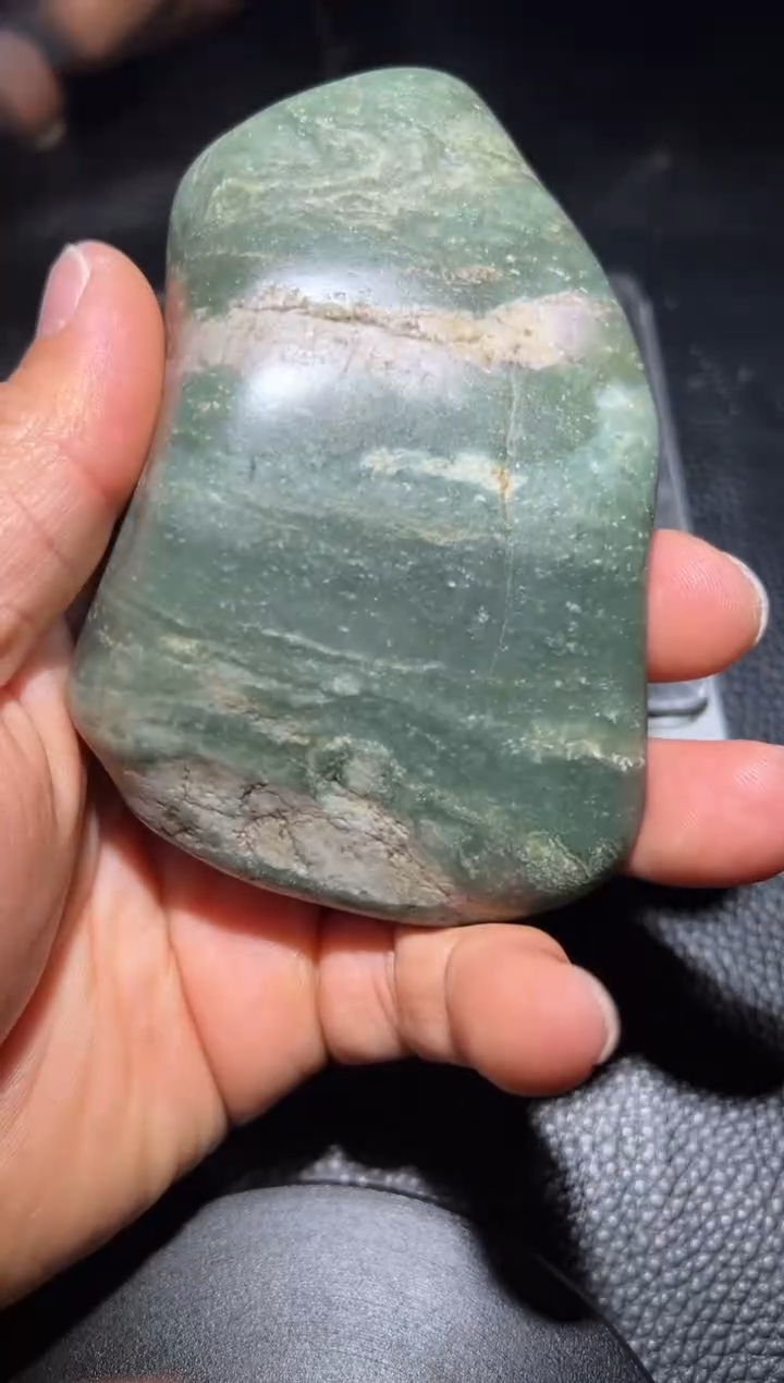 未镶嵌和田玉珠宝奇石15