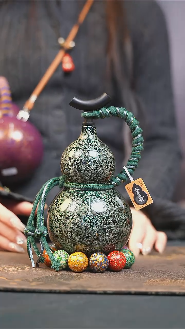 【闪购商品】XE180漆艺酒葫芦不包手串及旋转底座