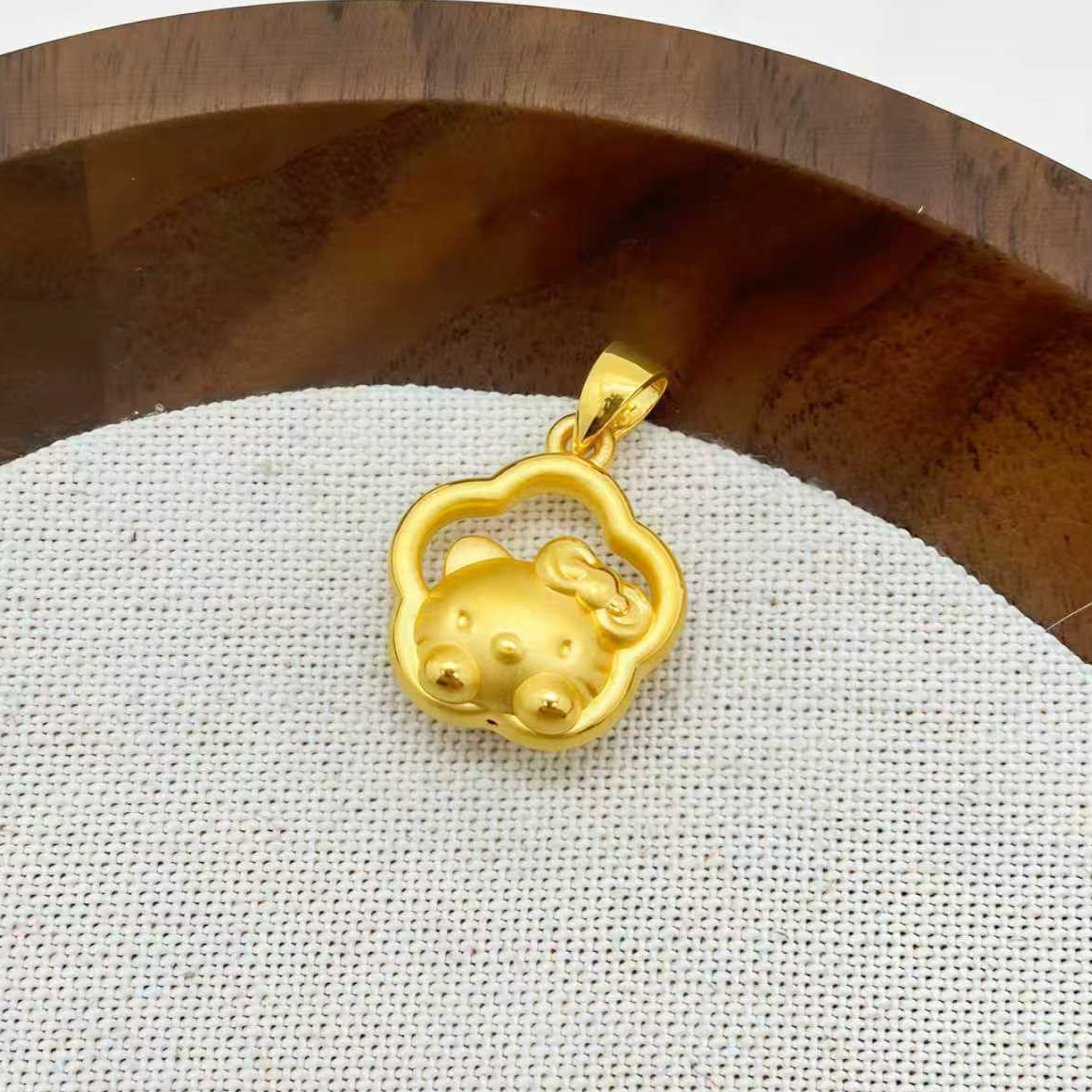 足金999 KT小猫花花吊坠 1.76