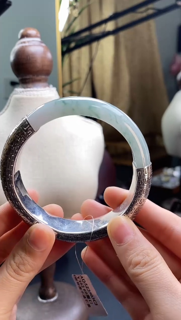 颈饰银S925镶嵌翡翠14930