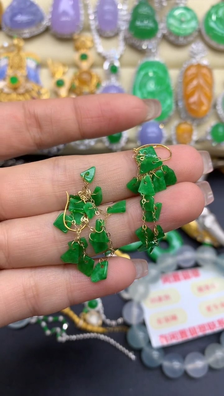 18K金镶嵌翡翠耳饰32-中国好珍宝