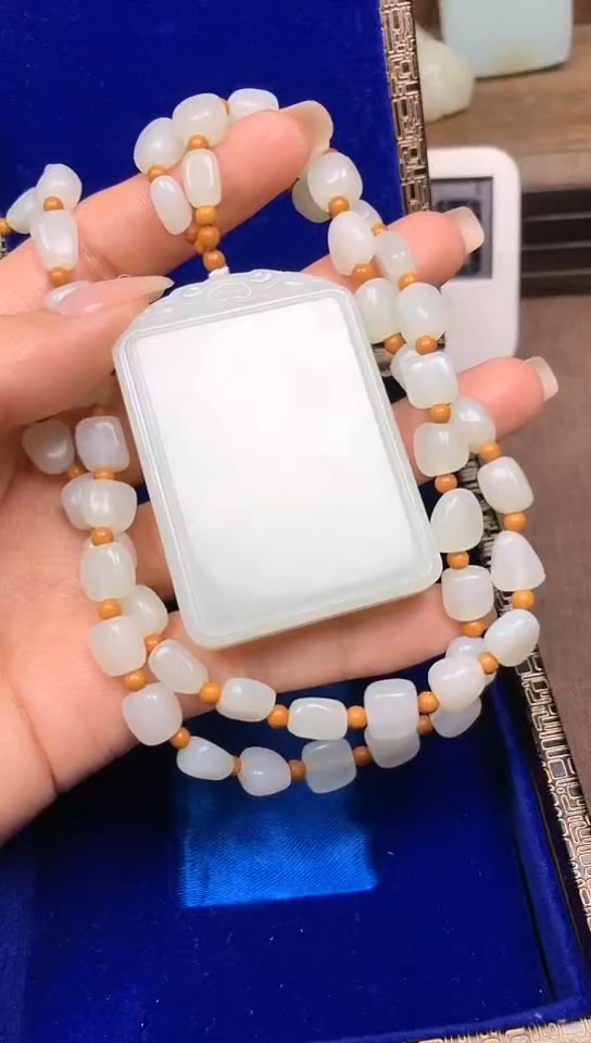 【闪购商品】和田玉颈饰未镶嵌六