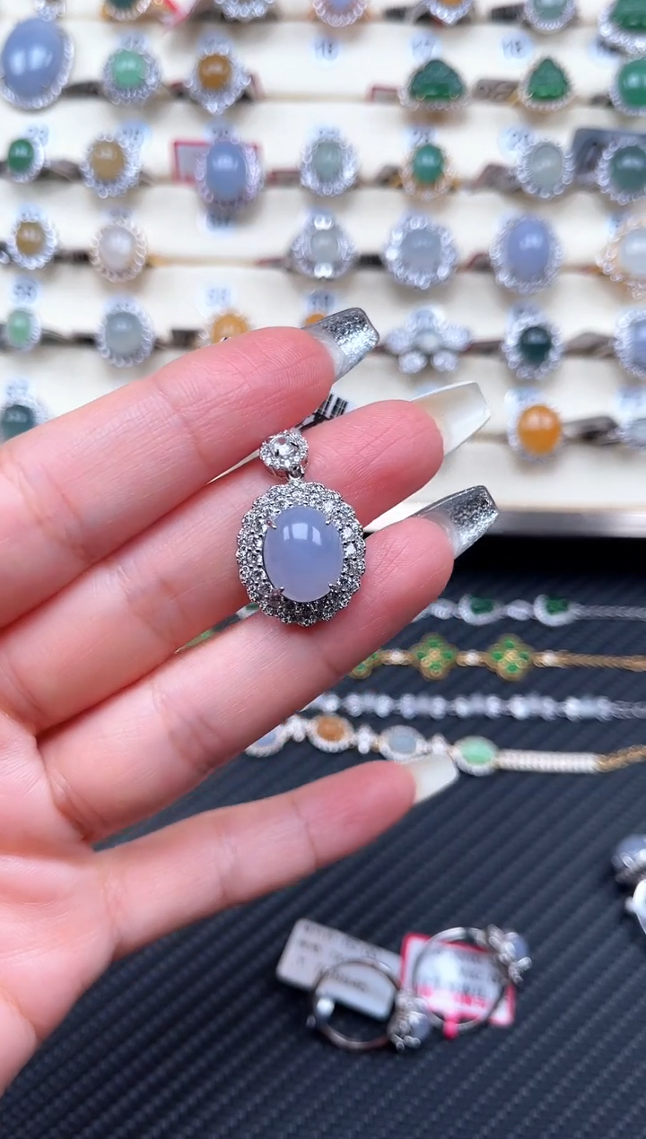 【闪购商品】翡翠吊坠(赠链)银S925镶嵌天然A货翡翠