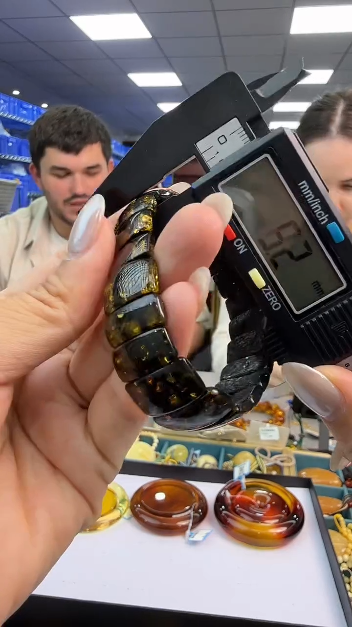 手串琥珀未镶嵌111秒拍号 假一罚三 