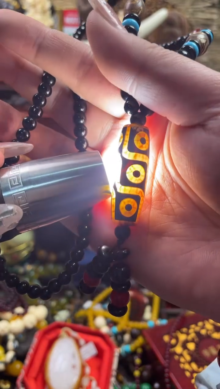 【闪购商品】一一一一一一小黑