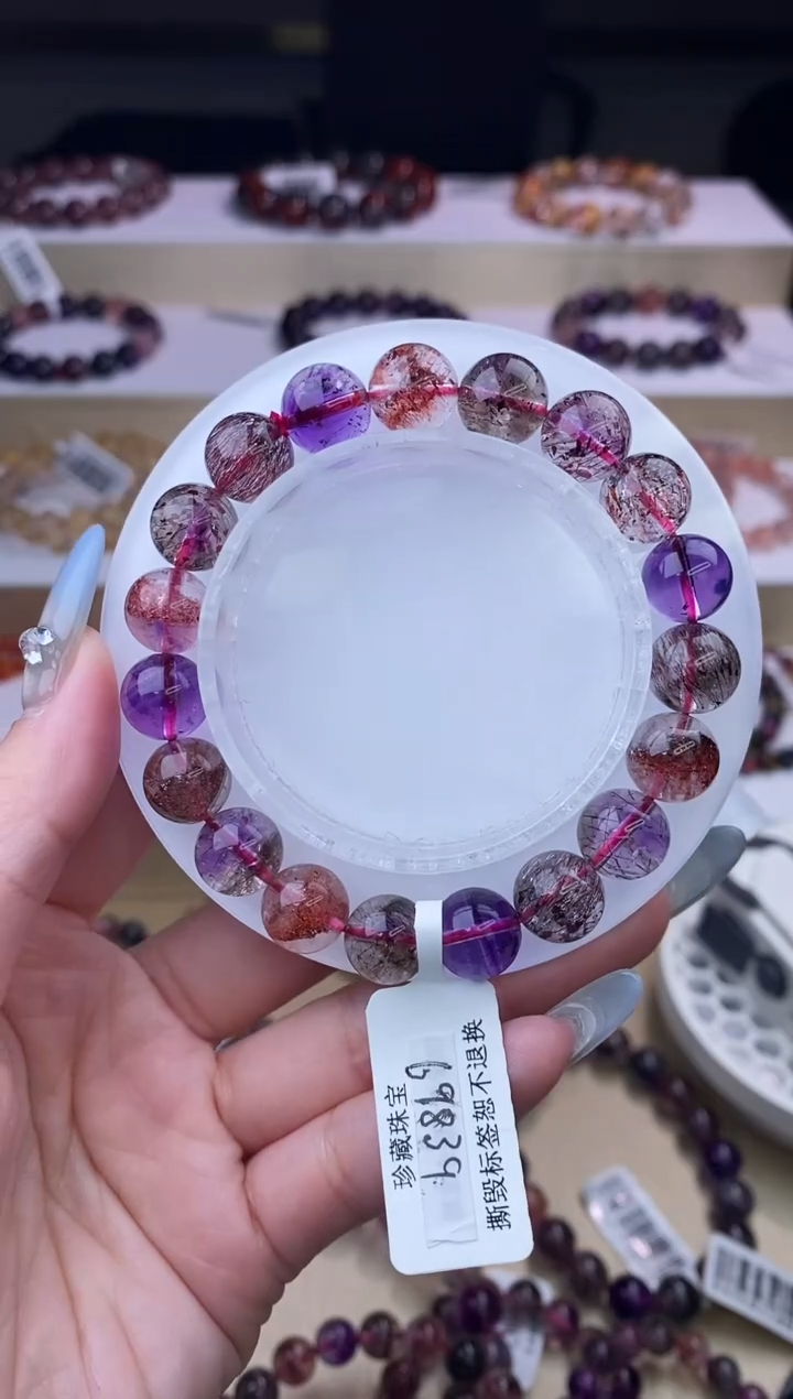 【闪购商品】水晶手链未镶嵌黑加仑超七10m+