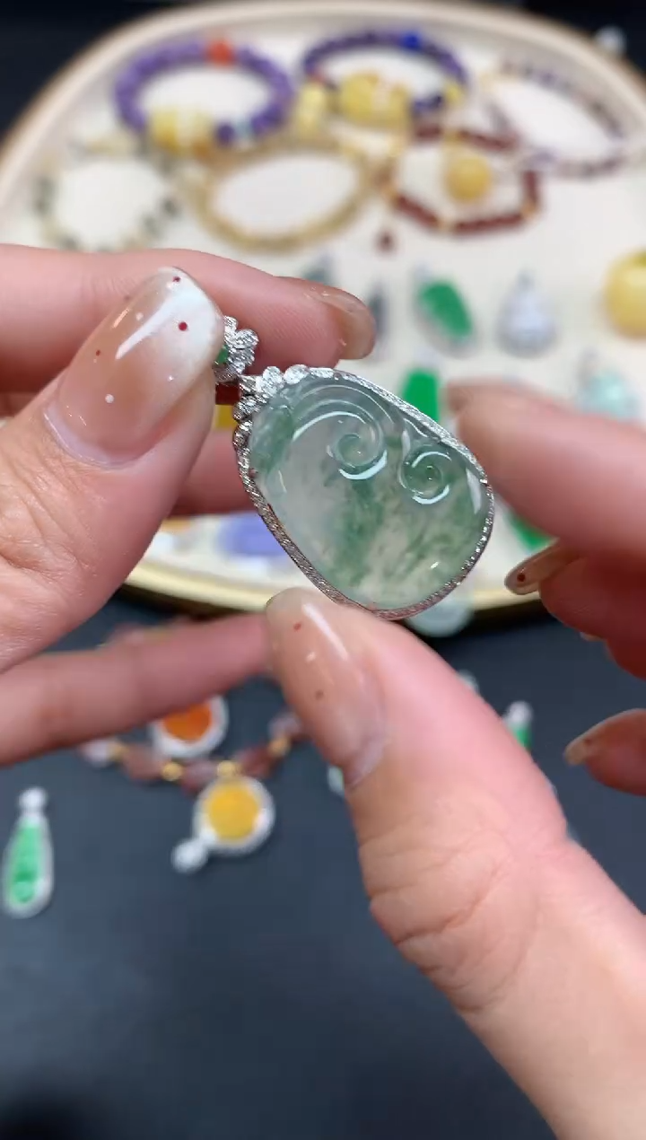 【闪购商品】翡翠吊坠(不含链)18K金镶嵌吊坠A442|5800