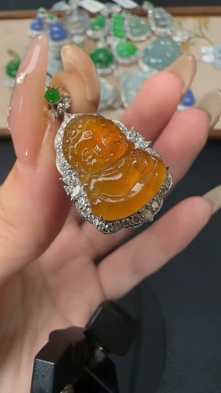 【闪购商品】翡翠吊坠(不含链)18K金镶嵌85