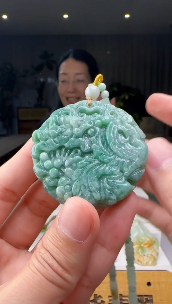 【闪购商品】翡翠吊坠(赠链)未镶嵌XM@@WS1WX28238